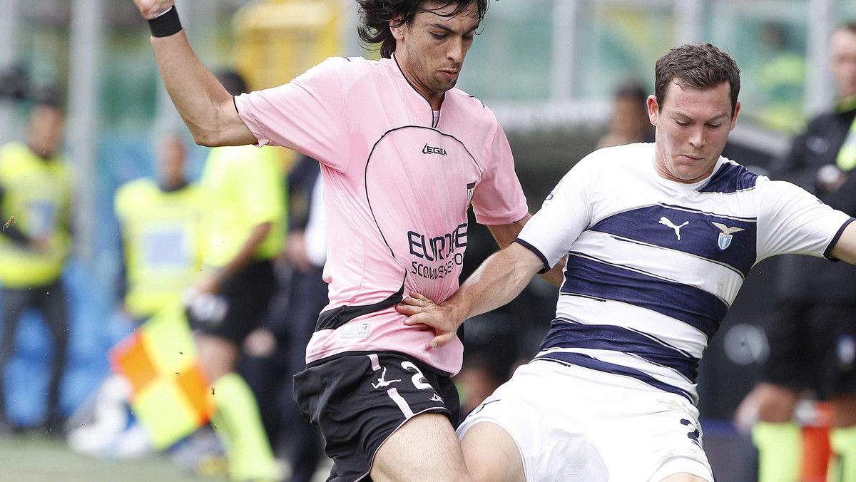 Rozgrywający Palermo, Javier Pastore, przedłużył kontrakt z sycylijskim zespołem. Młody piłkarz podpisał nową umowę do 2015 roku.