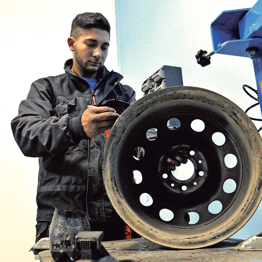 Bojan Vujičić, vulkanizer iz Užica 