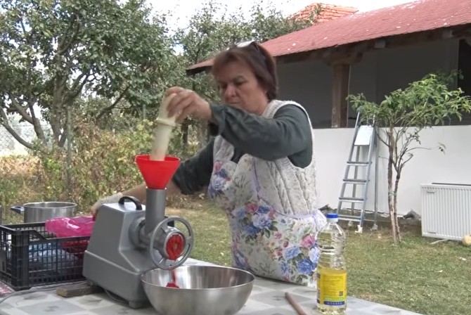 Verica pravi ajvar