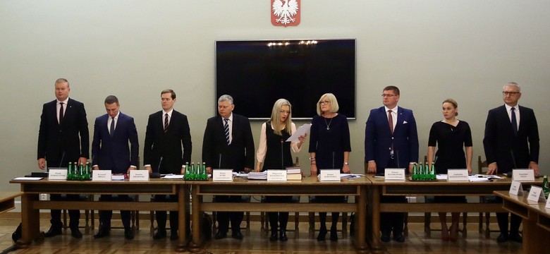 Kłótnia o SKOK-i na komisji ds. Amber Gold. "Będę panu wszystkie takie pytania uchylać"