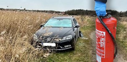 Zagadkowe morderstwo Polaka. Auto całe wypełnione proszkiem z gaśnicy. To może być klucz