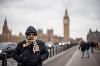 W Anglii ostrzeżenia powodziowe i duże mrozy