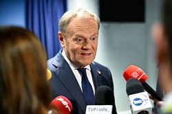 Nowy sondaż przywraca status quo. Przewaga KO nad PiS topnieje