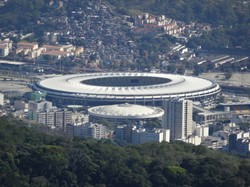 Rewolucja w skokach narciarskich. Konkursy będą odbywać się na... Maracanie?