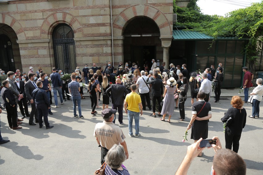 Isidora Bjelica - kremacija 