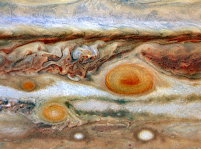 „Turbulencja” - atmosfera Jowisza