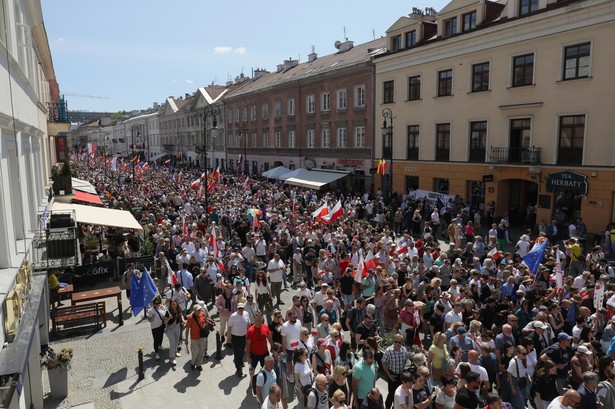 Pierwsze podsumowania marszu. Policja: Było bardzo bezpiecznie