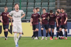 Zmiana trenera nie pomogła. Legia Warszawa w strefie spadkowej [WIDEO]