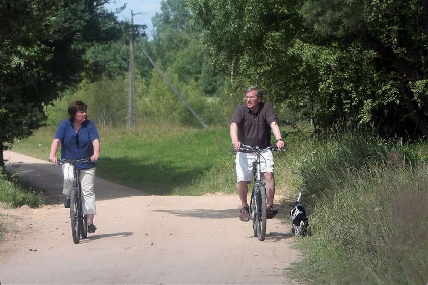 Tak Komorowski walczył ze stresem! FOTO