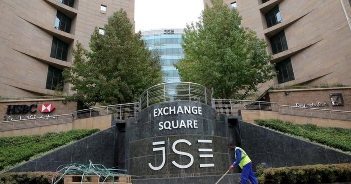 Van Eck turns record South Africa bond selloff during Iran war into triple emerging-market returns