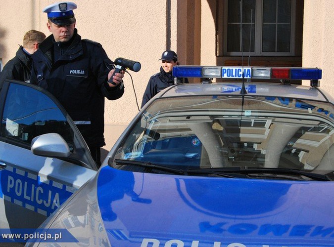 Pod maską 200 koni - sprint do setki trwa 7 sekund, prędkość maksymalna 235 km/h a na pokładzie… kamera