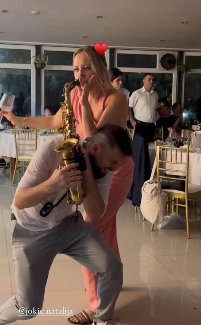 Natalija Jokić na svadbi drugarice