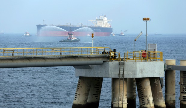 Ormuski moreuz, tanker
