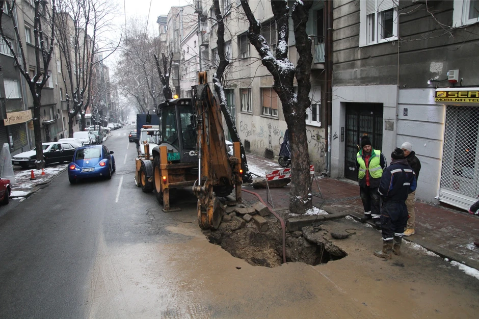 Radnici u Dobračinoj rade na otklanjanju kvara