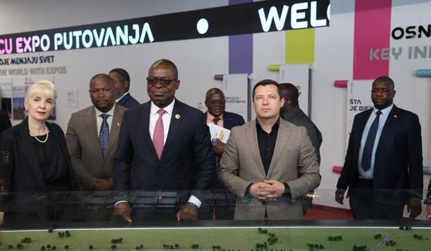 Delegacija Zimbabvea sa ministarkom Lazarević i direktorom EXPO Danilom Jerinićem