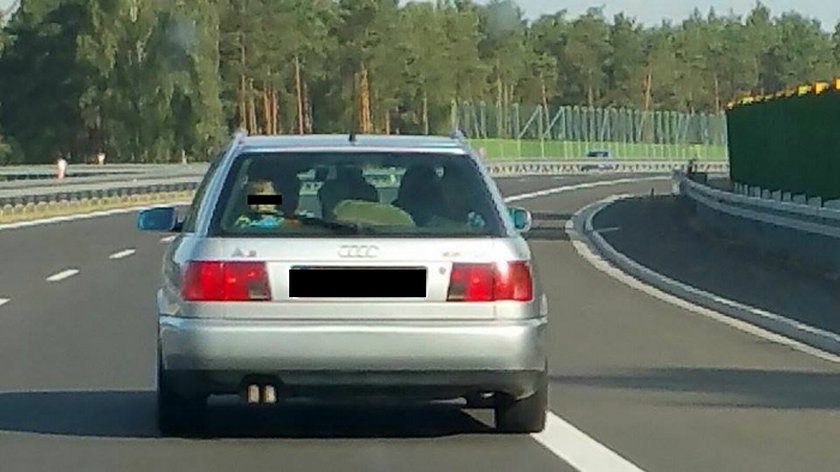 Dzieci jechały w bagażniku audi po S3! 