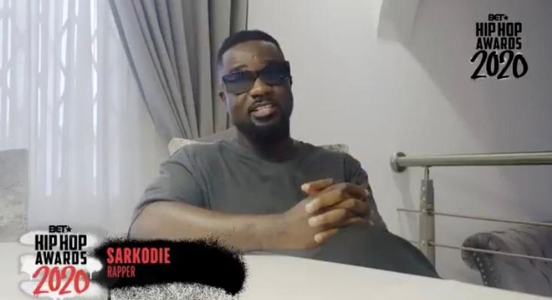 Sarkodie presents award at 2020 Hip Hop awards (WATCH)