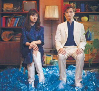 Kwiat Jabłoni: Nie stoimy sobie obok, komentując i narzekając na ludzi