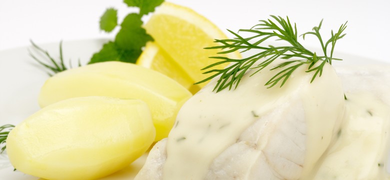 Pyszny obiad na piątek. Podajemy przepis, Ty gotujesz. Dorsz w sosie koperkowym