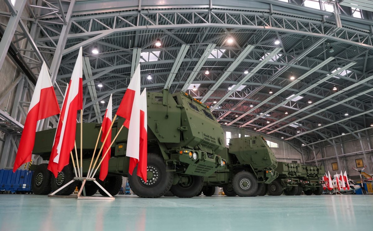 Zestawy artylerii rakietowej dalekiego zasięgu HIMARS