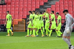 Osłabione Atletico powiększa przewagę nad 'Królewskimi'