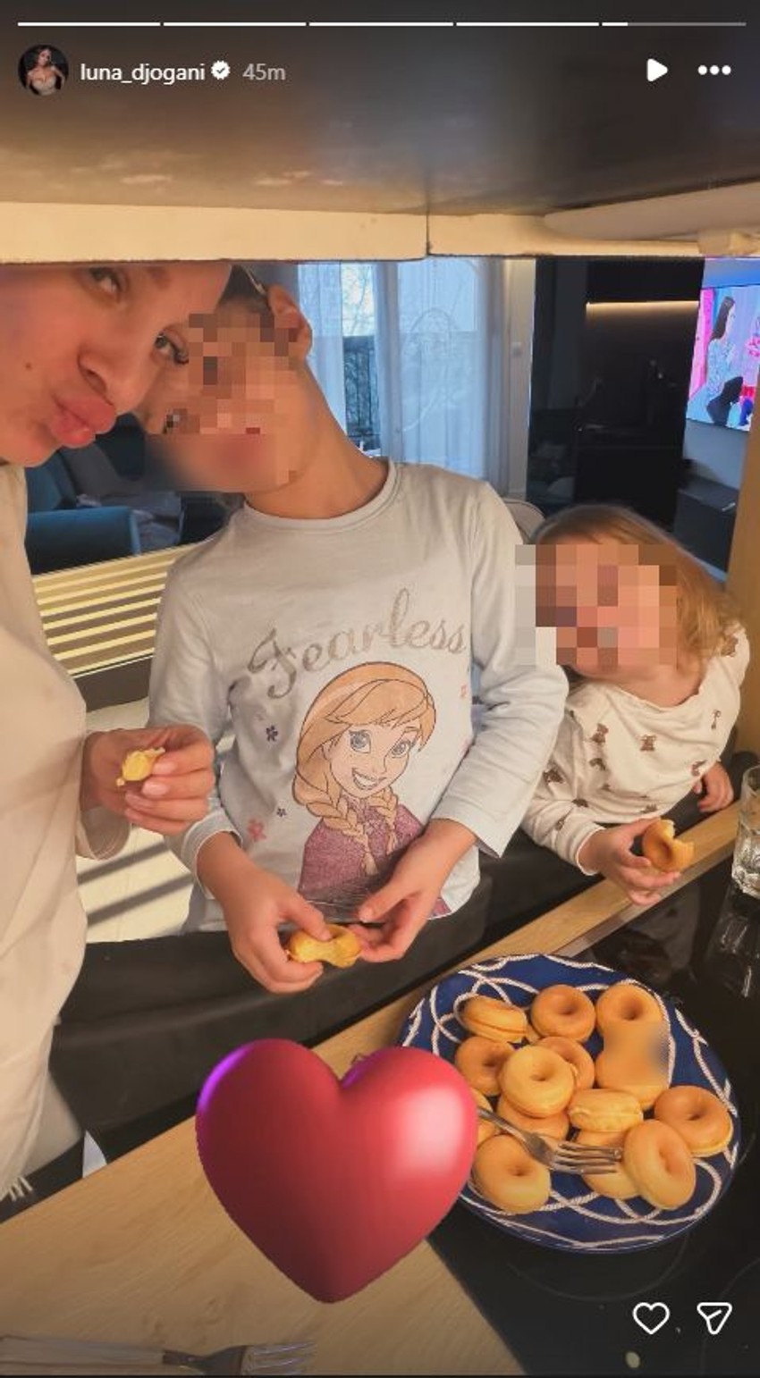 Luna Đogani objavila snimak ćerki dok u bezizlaznoj situaciji na Maldivima čeka let