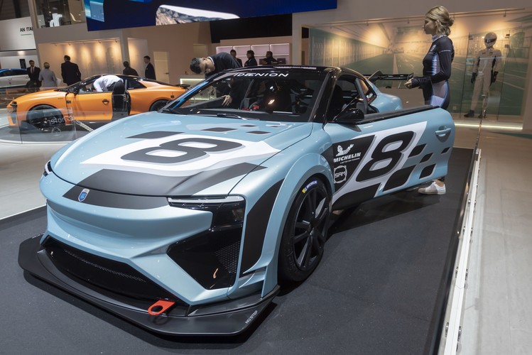 Aiways Gumpert Nathalie Race