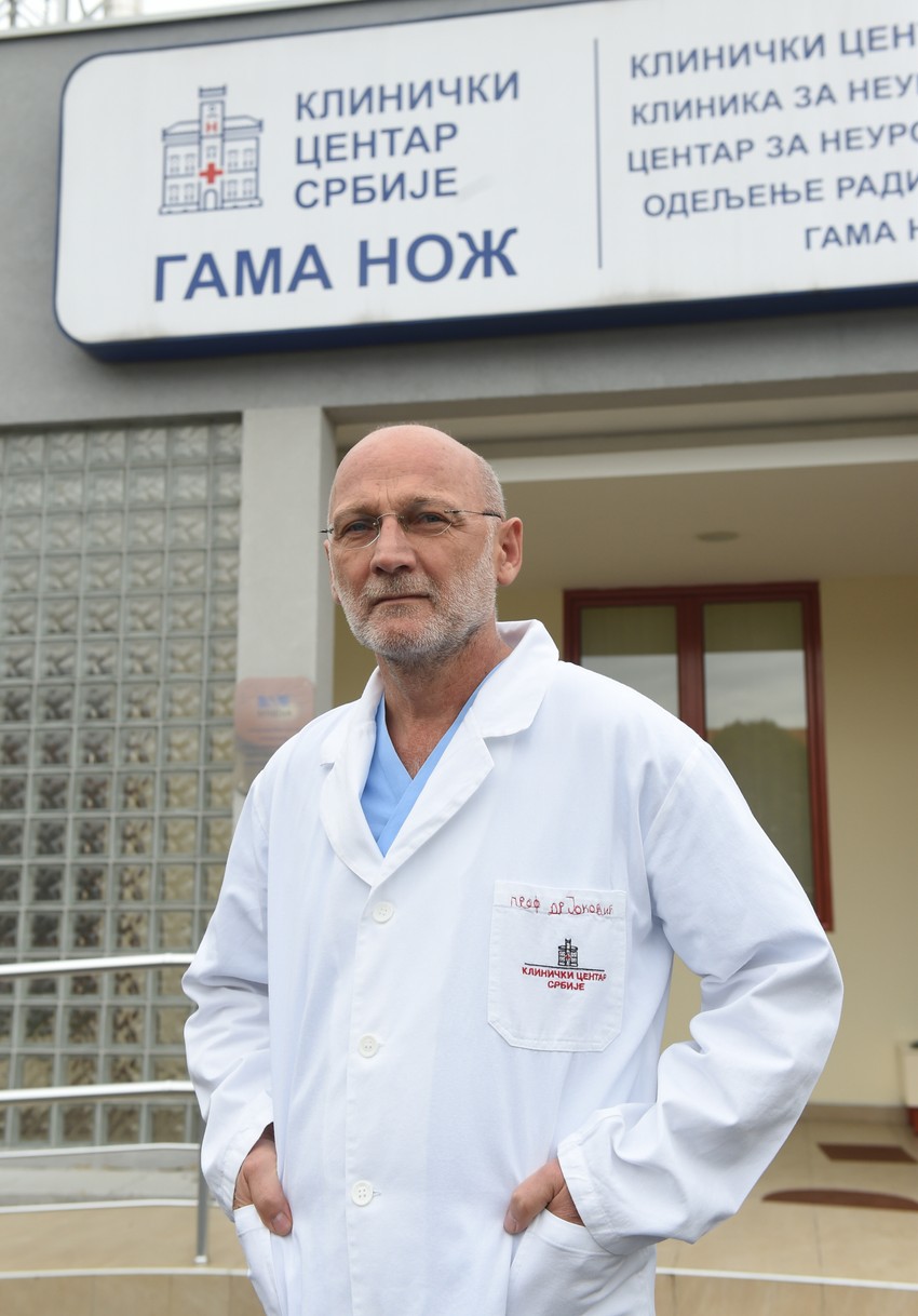 A samo tokom prošle godine u četiri operacione sale Neurohirurške klinike KCS operisano je 3.340 pacijenata: prof. dr Miloš Joković, direktor Klinike za neurohirurgiju