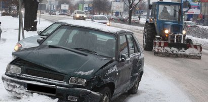 Kto jest winny w przypadku stłuczki na drodze wewnętrznej?