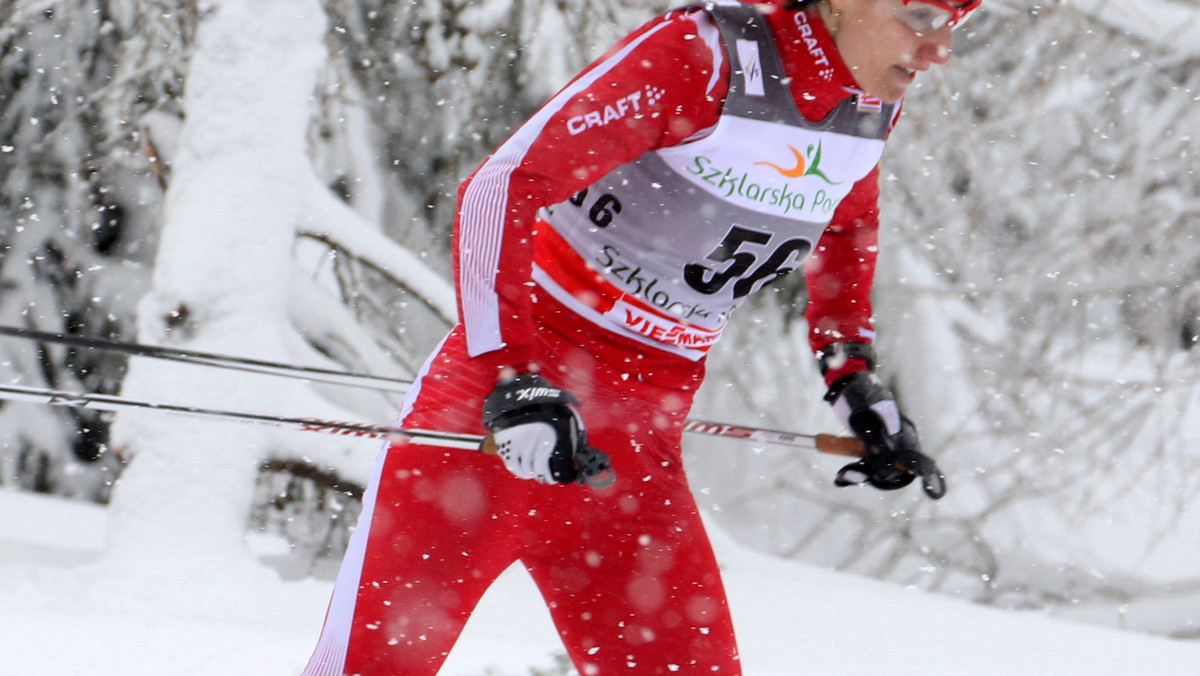 Uniosła palec w górę i popatrzyła w niebo. W ten sposób Sylwia Jaśkowiec podziękowała niebiosom za to, że stała na linii startu z tak wspaniałymi zawodniczkami. Nieszczęśliwy wypadek, jaki miał miejsce w sierpniu 2010 roku, zatrzymał rozwój ten znakomitej zawodniczki, byłej dwukrotnej młodzieżowej mistrzyni świata w biegach narciarskich.