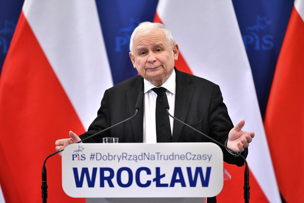 Prezes PiS Jarosław Kaczyński podczas spotkania z mieszkańcami Wrocławia