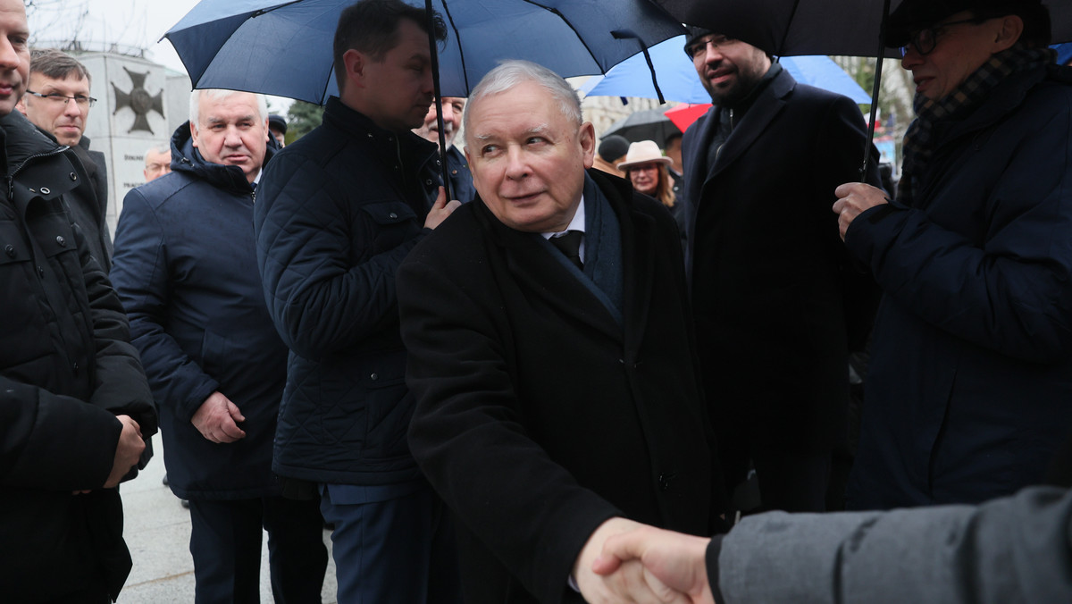 Przypomnieli słowa Kaczyńskiego sprzed lat. "Dobrze jest mieć archiwum"