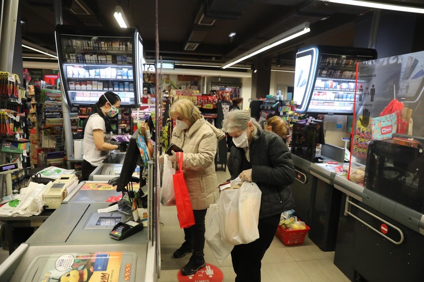 Od petka do ponedeljka sve prodavnice će biti zatvorene