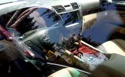 Urząd skarbowy sprzedaje Ferrari w cenie Passata. Lista luksusowych aut jak garaż szejka