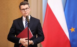 Müller: Na Białorusi przebywa najprawdopodobniej ok. 10 tys. migrantów