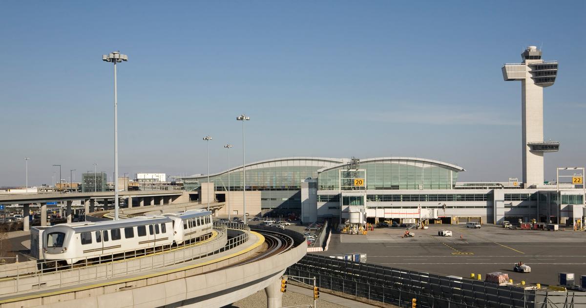 4 flight attendants plead guilty to smuggling drug money out of the U.S. after using crew screening gates to get through security, according to prosecutors