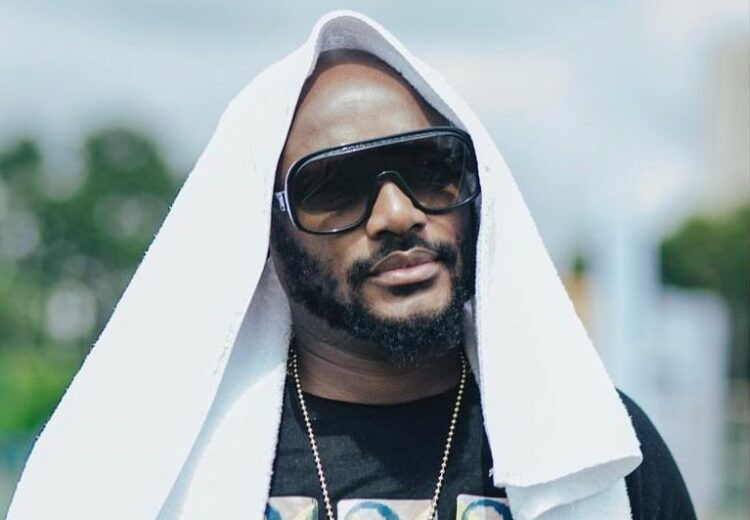 Nigerian singer 2baba  [Leadership News]