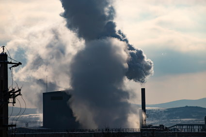 Kryzys energetyczny może zwiększyć ślad węglowy. Cena uprawnień do emisji dwutlenku węgla pobiła rekord