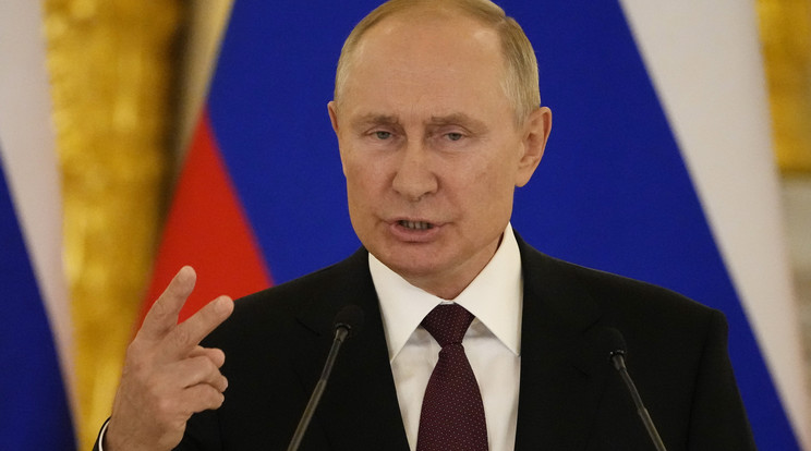 Az orosz elnök hangsúlyozta, hogy nincsenek rossz szándékai Oroszországnak a szomszédos országaival szemben / Fotó: MTI/EPA/AP pool/Alekszandr Zemljanyicsenko