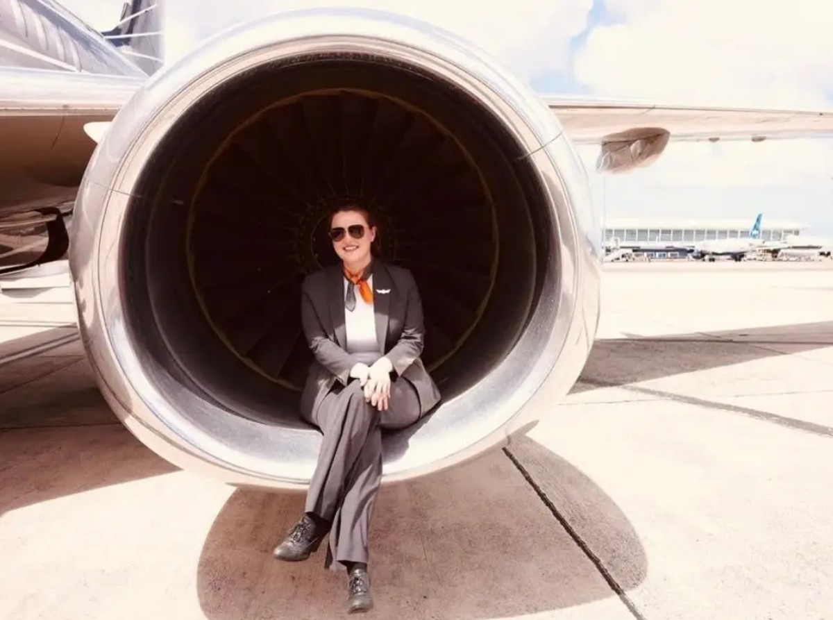 Kilkaset tysięcy złotych zarobków i duże wymagania fizyczne. Tak wygląda praca stewardesy dla VIP-ów