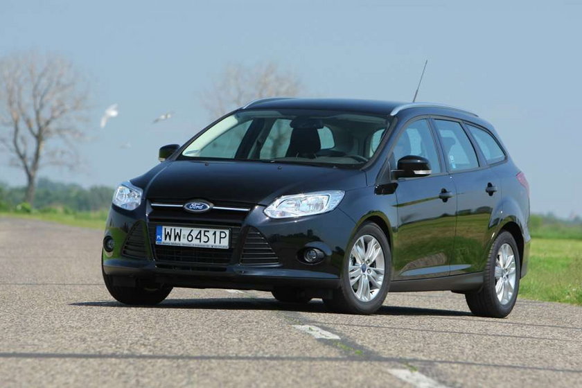 Peugeot 308 SW kontra Hyundai i30 CW i Ford Focus Kombi