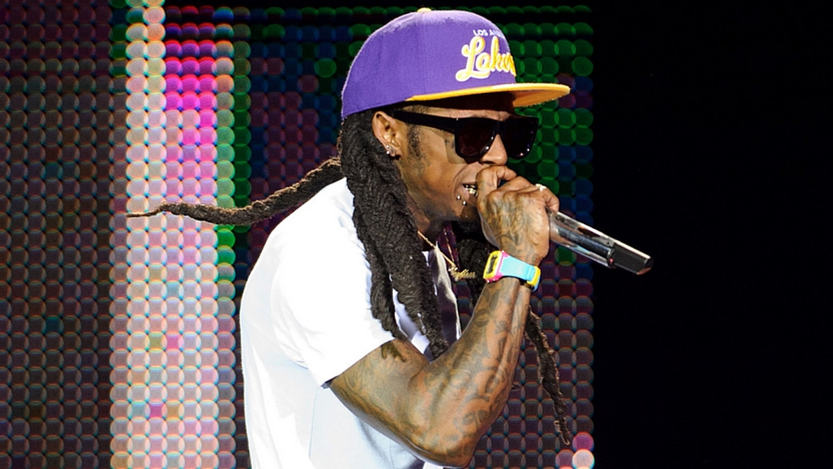 Lil Wayne wyszedł ze szpitala. Muzyk spędził tam sześć dni, głównie na oddziale intensywnej terapii. Przez dłuższy czas stan artysty określano jako krytyczny.