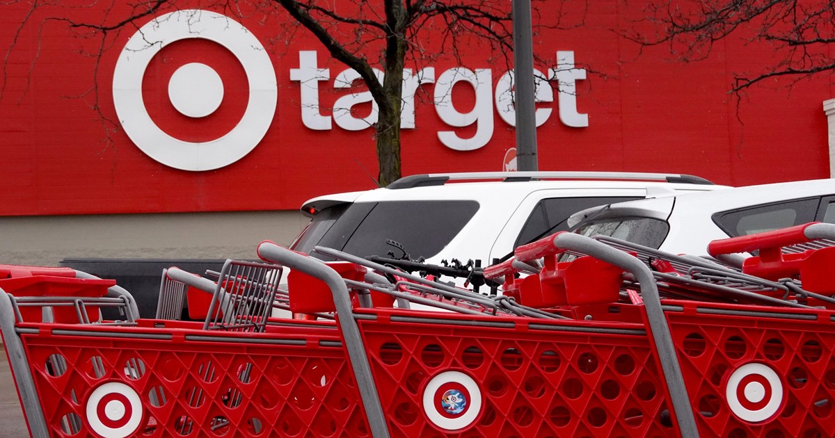 Target drive-up workers say app 'double-tapper' customers are a daily ...