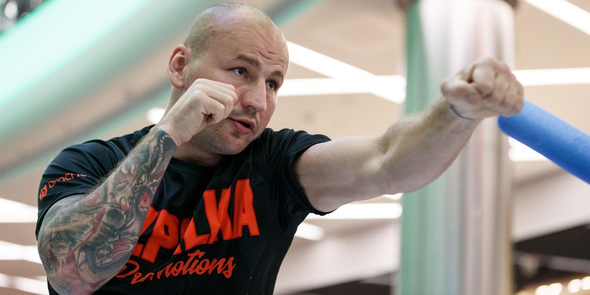 Artur Szpilka przejdzie zabieg pod pełnym znieczuleniem. 