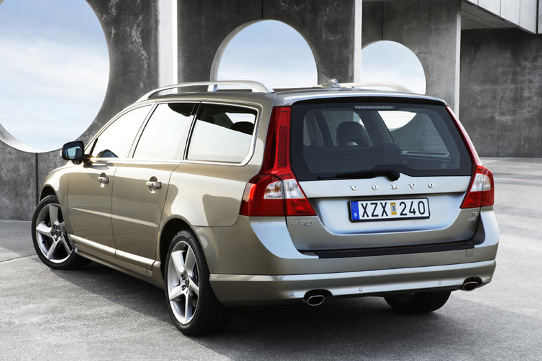 Nowe Volvo V70: KOMBInacja mocy, przestrzeni i bezpieczeństwa