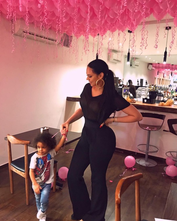 Sonia Lareinna and her son [Instagram/SoniaLeReinaa] 