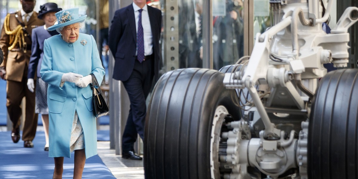 2019 rok jest dla British Airways szczególny, ponieważ linia lotnicza obchodzi setlecie powstania. Z tej okazji siedzibę główną firmy na lotnisku Heathrow odwiedziła w maju królowa Elżbieta II.