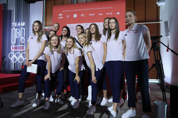 Siatkarki reprezentacji Polski podczas uroczystości wręczania nominacji olimpijskich i składania ślubowania przez reprezentantów Polski na Igrzyska Olimpijskie w Paryżu