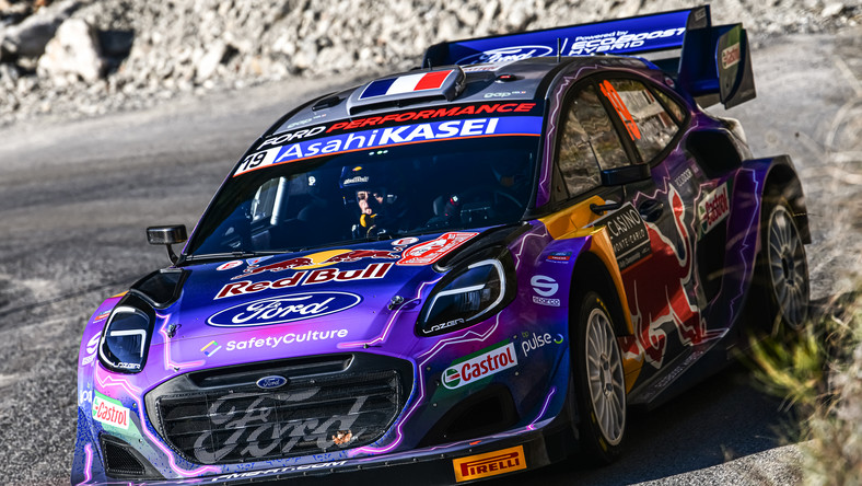 WRC: Sebastien Loeb liderem w Monte Carlo. Poważny wypadek na trasi. Rajdy