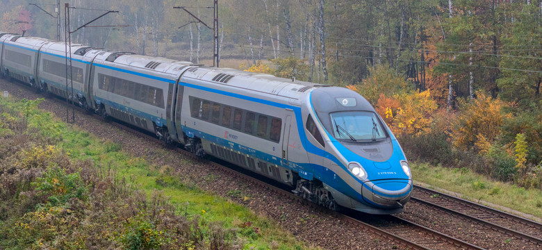 Pendolino minęło stację w Tarnowie i musiało wycofać, by wysadzić pasażerów